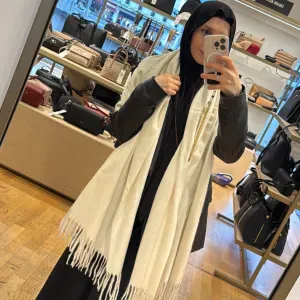 Baby-sitter expérimenté à Angers 