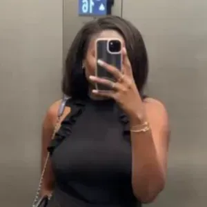 Je cherche une baby sitter 