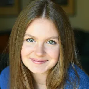 Baby-sitter jeune et fun, aux alentours de La Roche Sr Foron