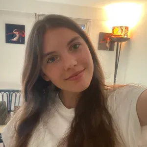 Besoin d'une baby-sitter occasionnelle ? Je suis là ! 