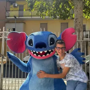 Si cerca una baby-sitter