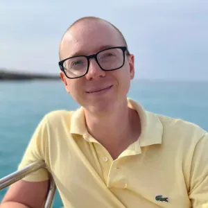 Je recherche une baby-sitter