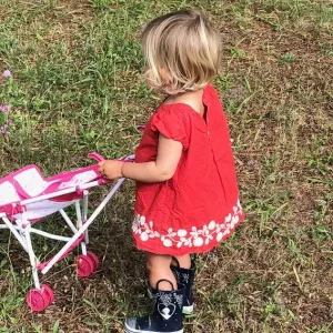 Cherchons nounou pour les vacances d'été à Cavalaire sur Mer