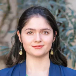 Professeure particulière à Paris