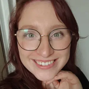 Baby-sitter bienveillante, authentique- spécial nourrissons