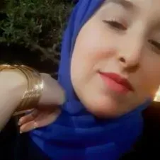 "Babysitter Fiable et Créatif: Garde Enfants Assurée"