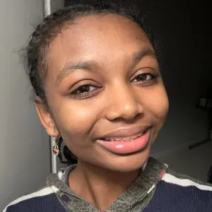 Babysitter Canadienne expérimentée pour Lyon