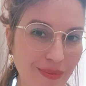 Femme de ménage efficace et sérieuse 