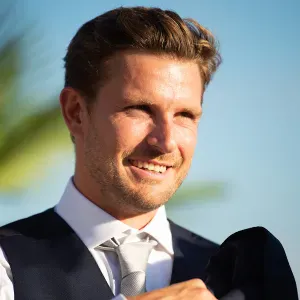 Cerco qualcuno che possa stirare