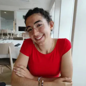 Baby-sitting en sortie d'école à Blois 