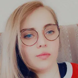 Baby-sitter expérimentée dans l'Ain 
