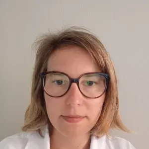 Femme de ménage sur la côte d'Opale 