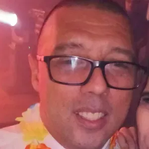 Cuidador compasivo en camara de lobos y estreito