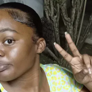 Baby-sitter expérimenté en Martinique a Schoelcher 