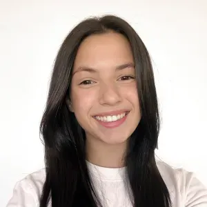 Étudiante amoureuse des animaux