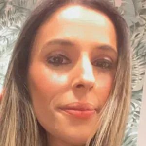 Empregada limpeza responsável 