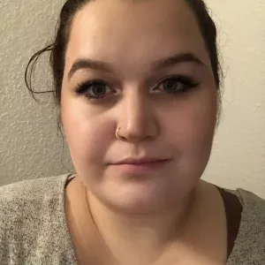 Hobbymäßig Babysitter. Bin hoch motiviert 