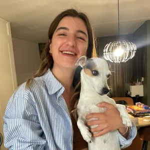 Experienced babysitter available Eindhoven