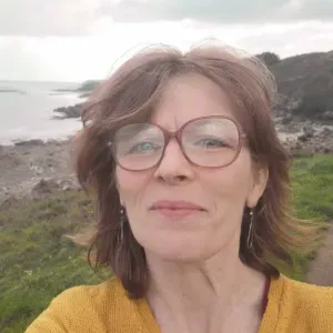 Femme de ménage sérieuse, expérimentée - service de qualité