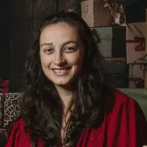 Procuro empregada de limpeza