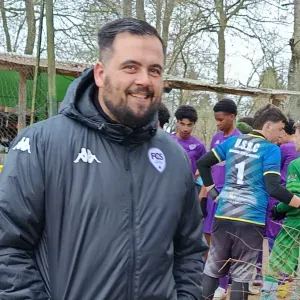 Pet-sitter a ingre à côté d'Orléans 