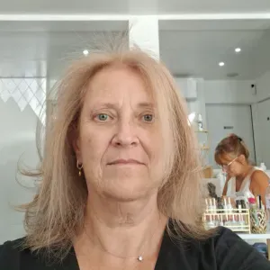 Institutrice maternelle depuis 34 ans 