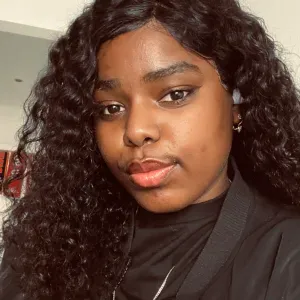 Babysitter com experiência em Aveiro 