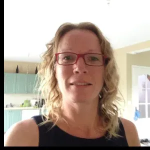 Nounou à domicile et aide ménagère 