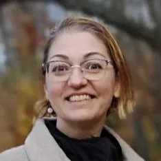 Experience teacher looking for a job as a babysitter