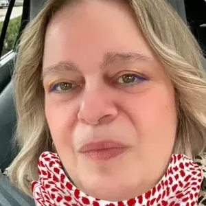 Ben een goedlachse babysitter op zoek naar werk