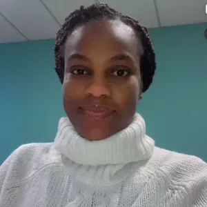 Garde d'enfants ponctuelle et fiable à Évry