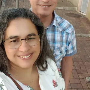 Cuidadora compassivo na amadora 