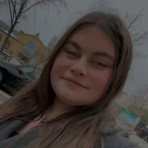 Baby-sitter expérimentée tech un emploi!