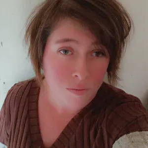 Femme de ménage polyvalente en CESU 