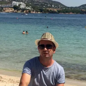 Je cherche une femme de ménage à domicile