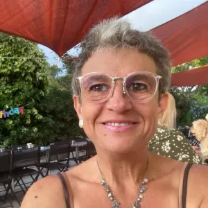 Recherche emploie de ménage  repassage 20 ans d'expérience 