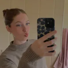 Baby-sitter 19 ans disponible !