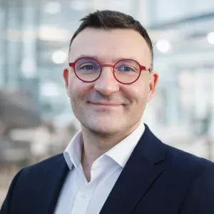 Formateur en numérique et informatique. 