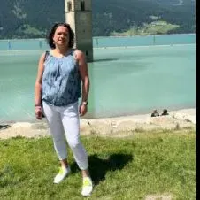 Buongiorno cerco lavoro come pulizie domestiche.