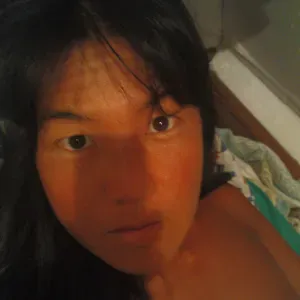 je travaille actuellement en tant qu'assistante de vie 