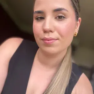 Babysitter com experiência em estreito câmara de lobos