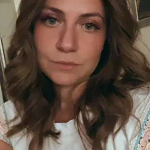 Babysitter e OSS a Firenze con esperienza 