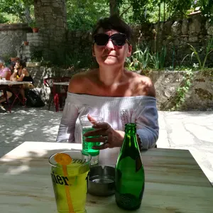 Femme de Ménage a domicile uniquement pas de repassage