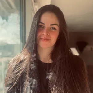 Propose aide à domicile pour personnes seules