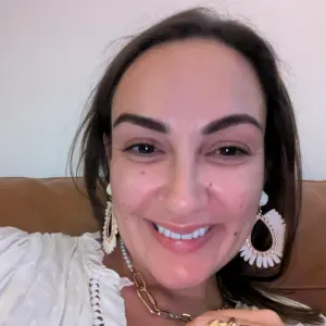 Babysitter with extensive history in health and social care