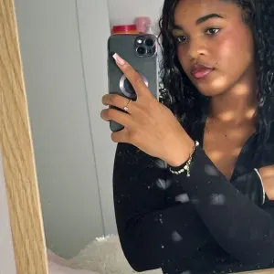 Baby-sitter ocasional Com Experiência Em Lisboa 