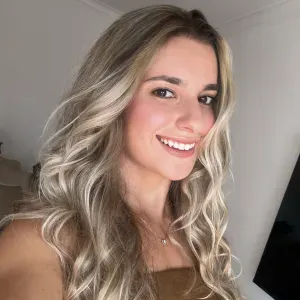 Babá experiente em Portugal por 1 ano