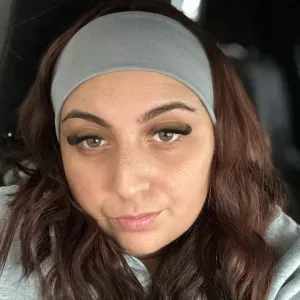 Baby-sitter expérimentée et douce 