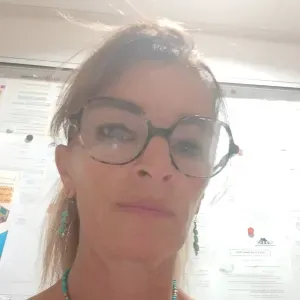 Aide soignante , Auxiliaire de vie 