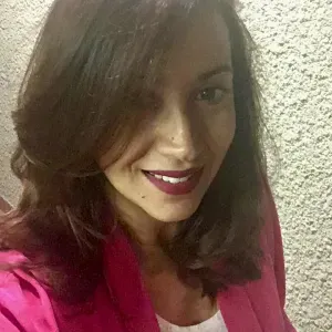 Cherche travail comme nounou